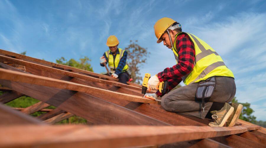 Professional gutter cleaning in Gladwyne, PA